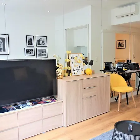Vaneau Miramar Sea View *